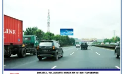 Billboard<br>LED Lokasi Jl. Tol Jakarta-Merak KM.10+400, Tangerang